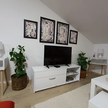 S - Dsn Apartment *