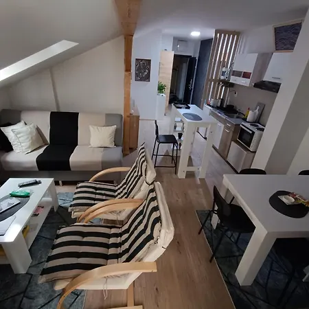 S - Dsn Apartment