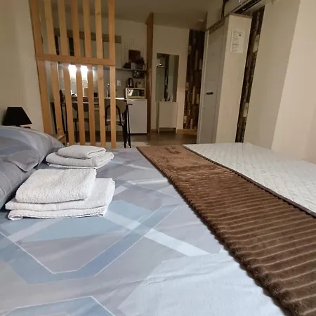 S - Dsn Apartment *